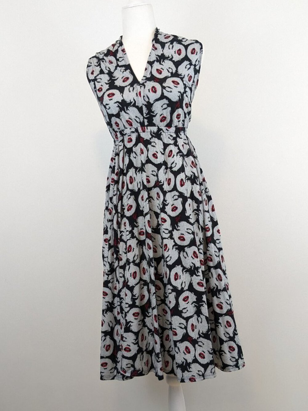 RARE Vintage Betsey Johnson Pink Label Marilyn Monroe Halter Dress